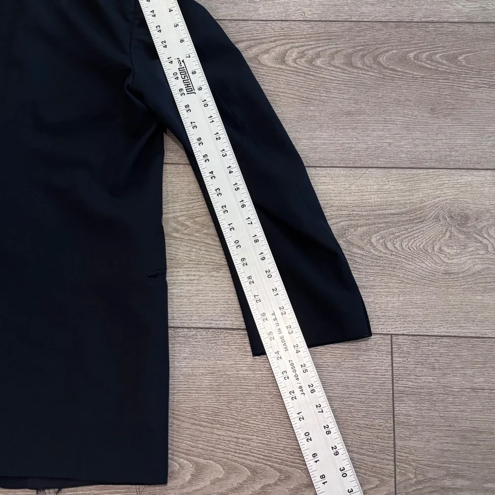 Mani Giorgio Armani‎ Blazer Mens 42R Navy Blue 2 Button Saks Fifth Avenue Italy